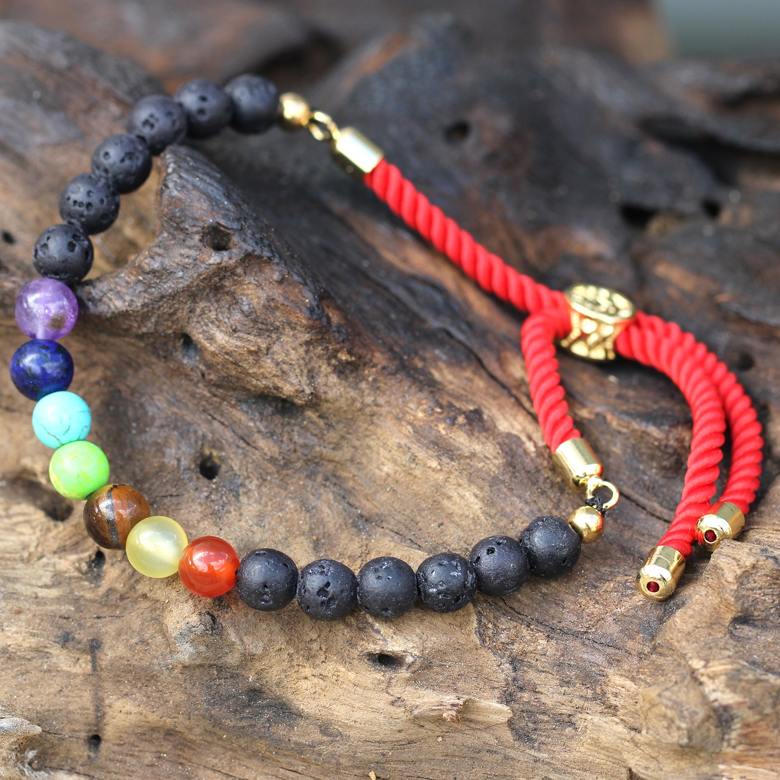 Bracelet réglable chakras pierres de lave