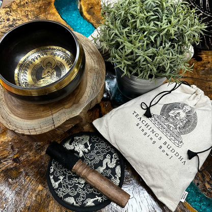 Coffret cadeau bol chantant gravé à la main - Enseignements de Bouddha