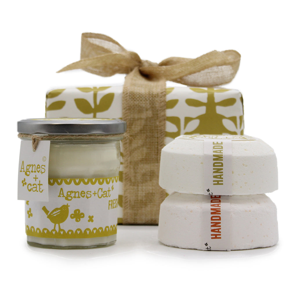 Coffret cadeau - Bougie Lune de Velours + Galets effervescents clémentine & rouleau marocain